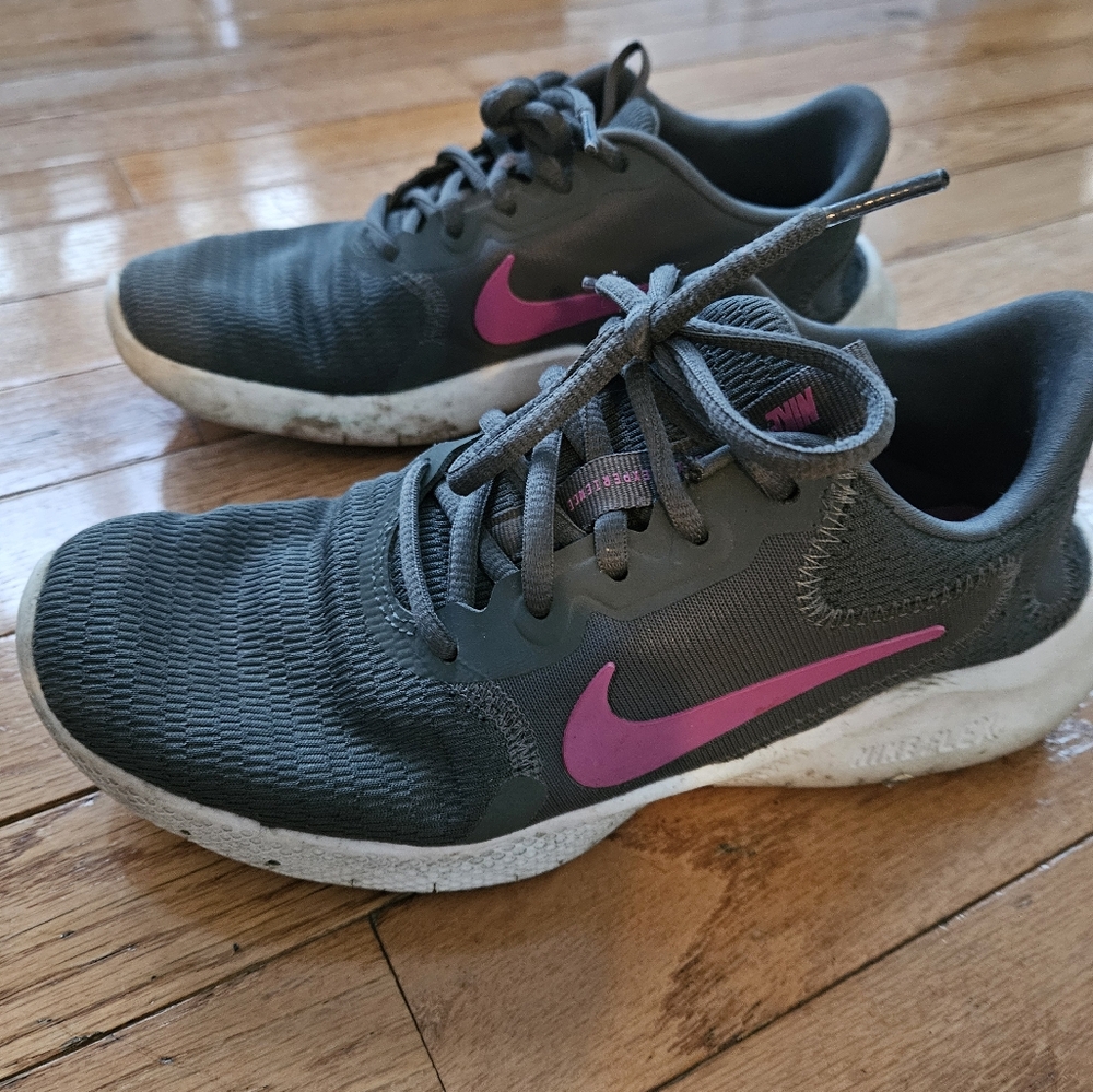 Nike women's sneakers